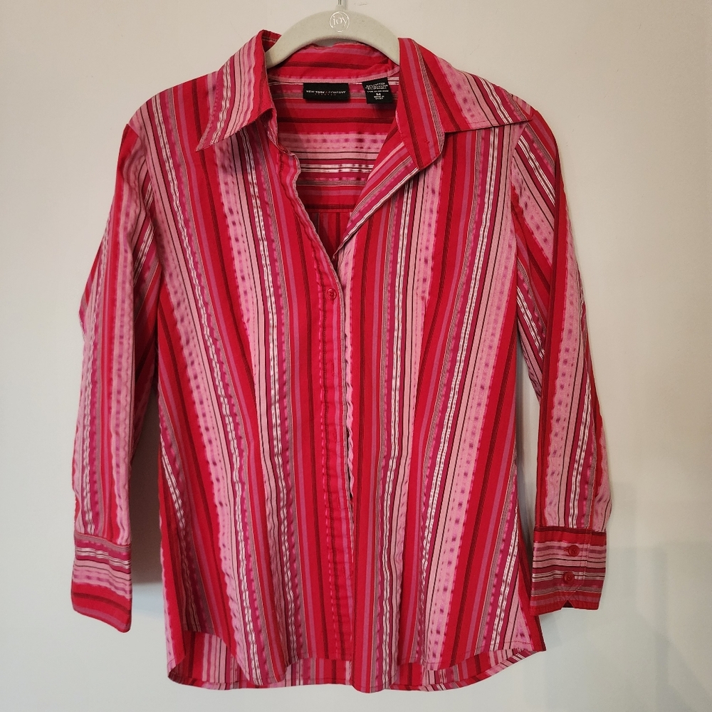 New York & Company Stretch striped button down